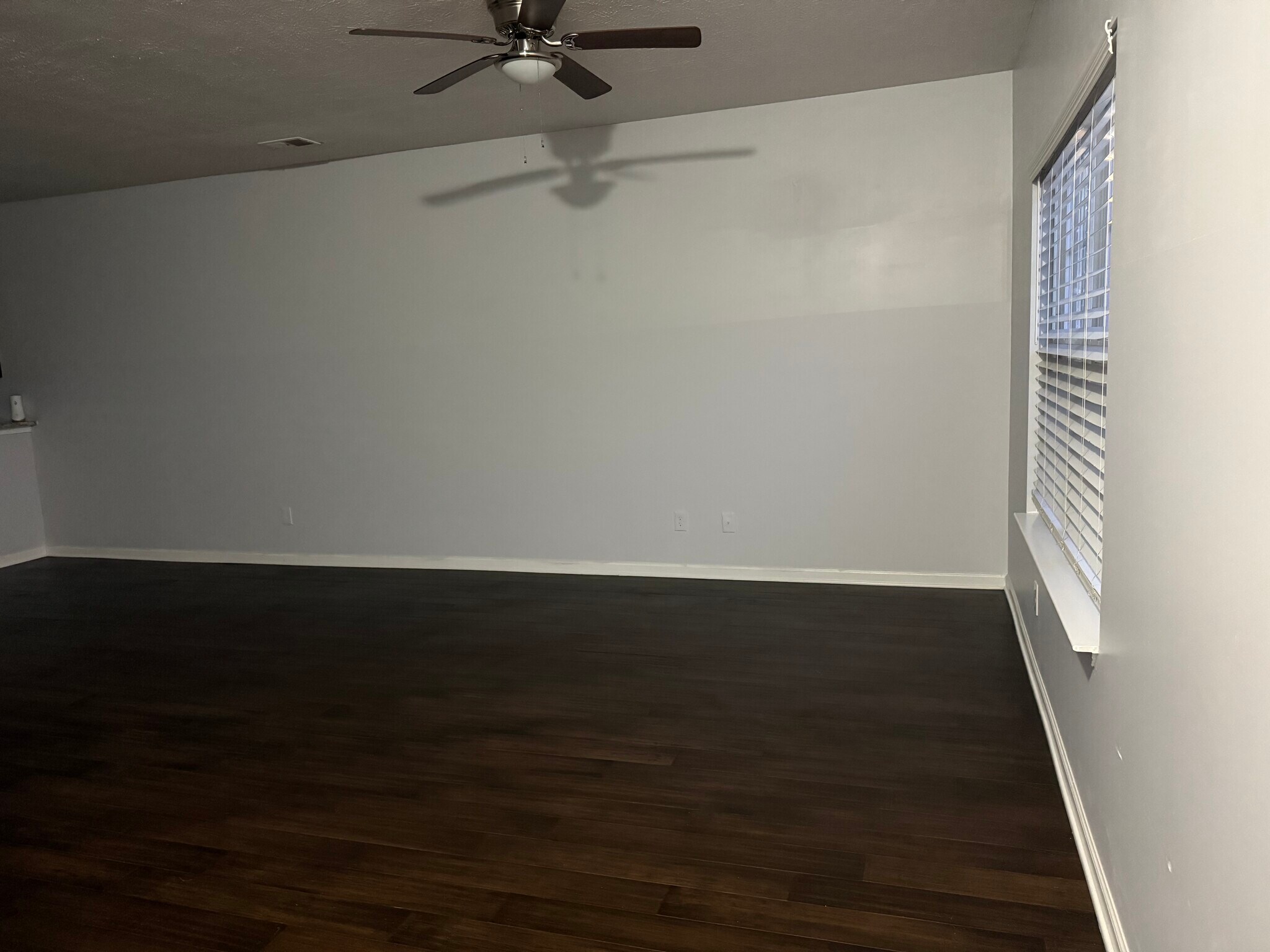 Building Photo - 3034 Rg Buchanan Dr