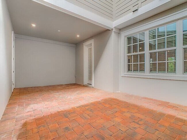 Building Photo - Brand New Luxury Town House in Island Village a Celebration, FL maintenance free community.