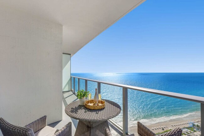 Building Photo - 4111 S Ocean Dr