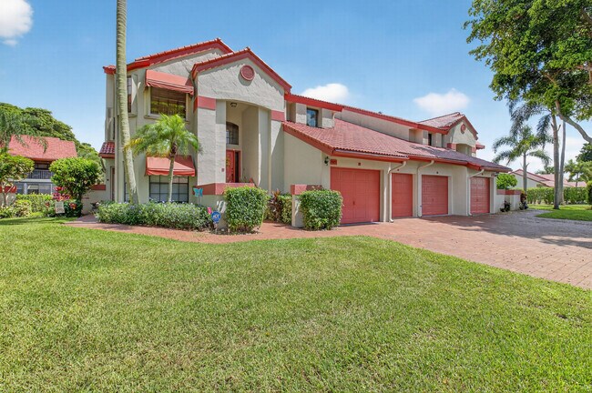 Building Photo - 7677 Lexington Club Blvd