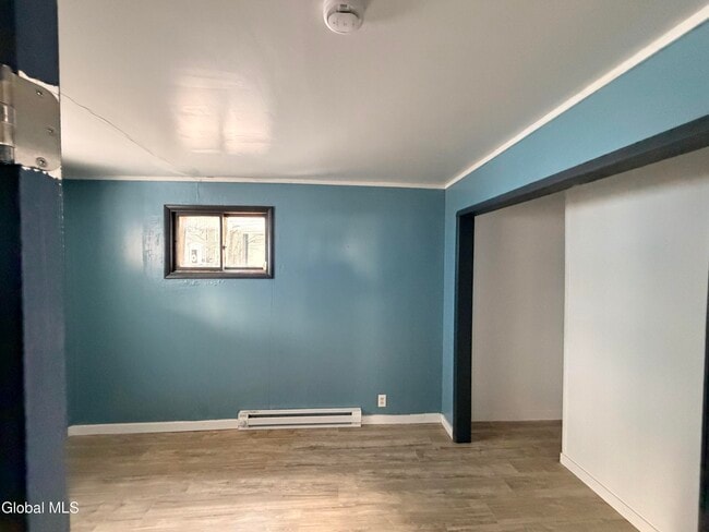 Building Photo - 54 Arch St