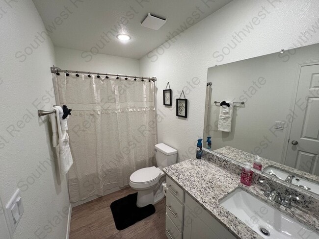 Building Photo - 2131 Bobwhite Ct