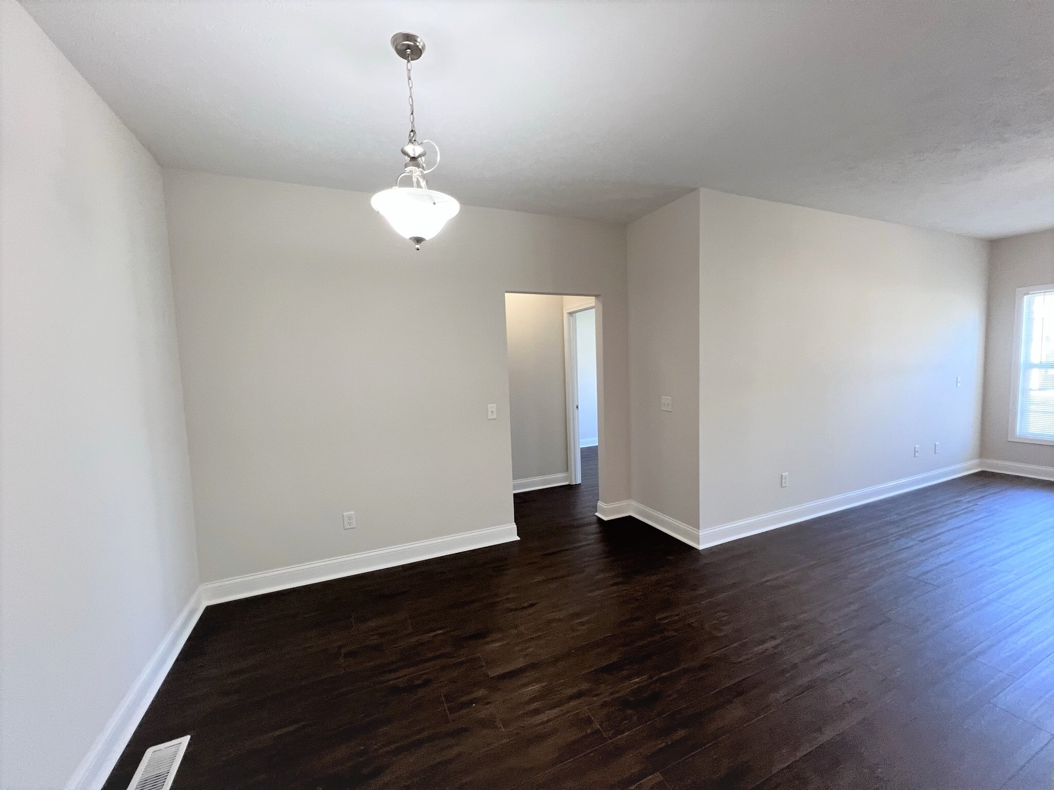 Dining room - 3020 E Stillwater Lndg