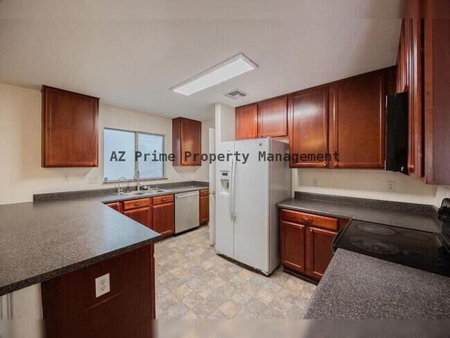 Building Photo - 11424 W Austin Thomas Dr