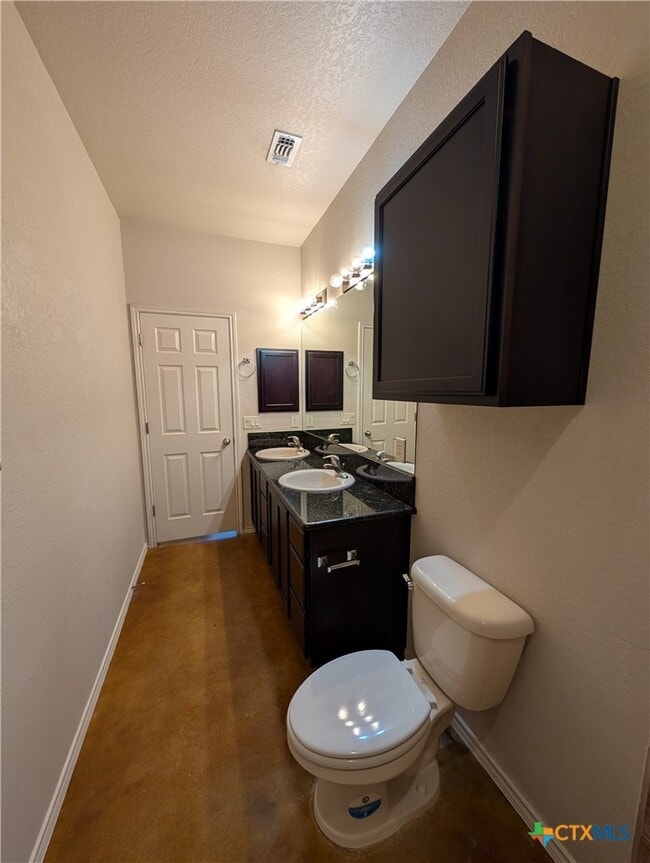 Building Photo - 229 Anne Louise Dr