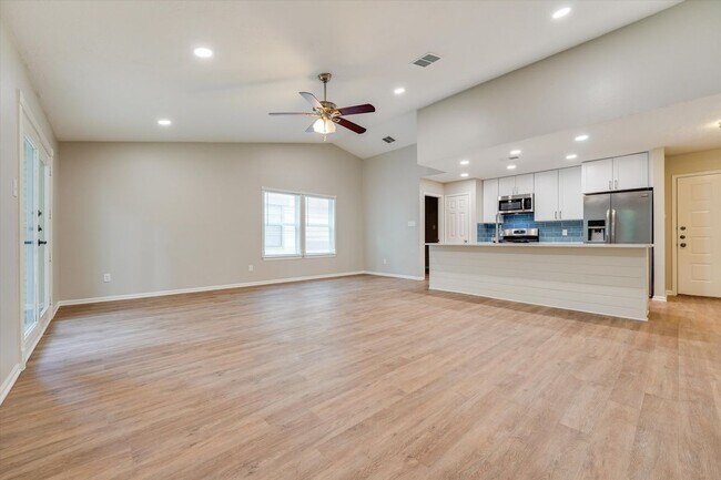 Building Photo - 21 E Brookberry Ct