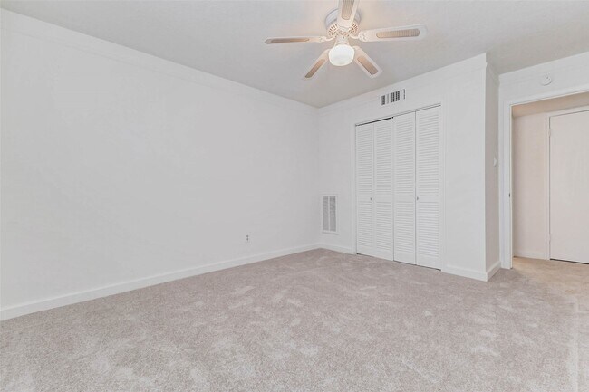 Building Photo - 14719 Barryknoll Ln