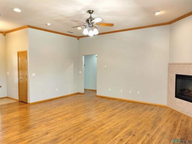 Building Photo - 2301 Reese Dr