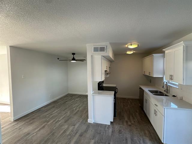 Building Photo - 3356 P Ave