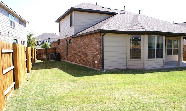 Building Photo - 3264 Pablo Cir