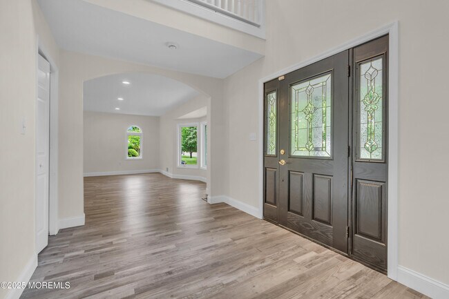 Building Photo - 352 Leesville Rd