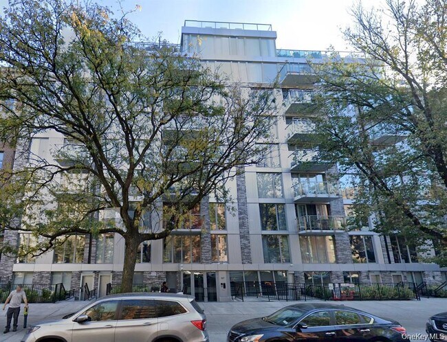 Primary Photo - 567 Ocean Ave