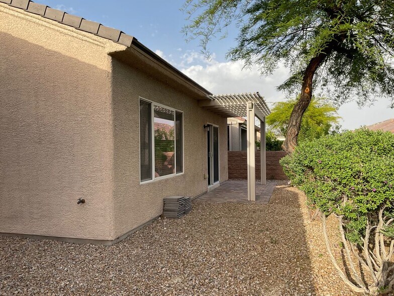 Building Photo - 3603 Herring Gull Ln