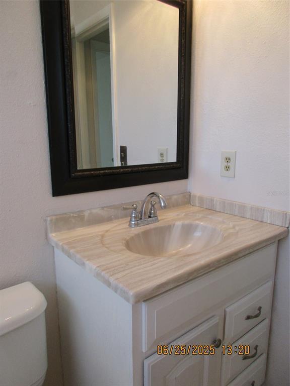 Building Photo - 154 Tulip Way