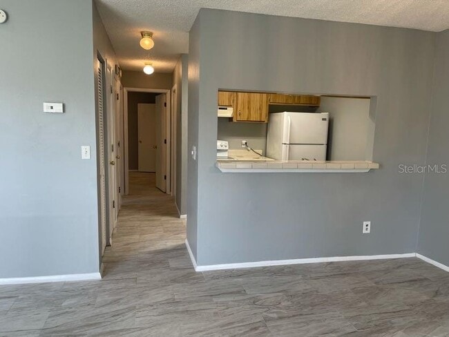 Building Photo - 1004 Northlake Dr