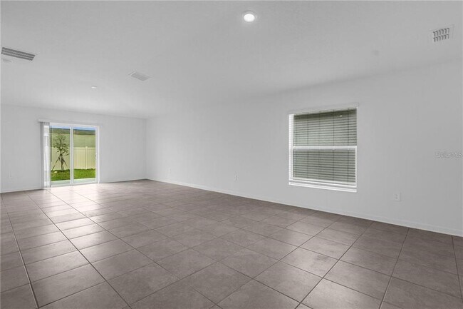 Building Photo - 269 Lawson Ave