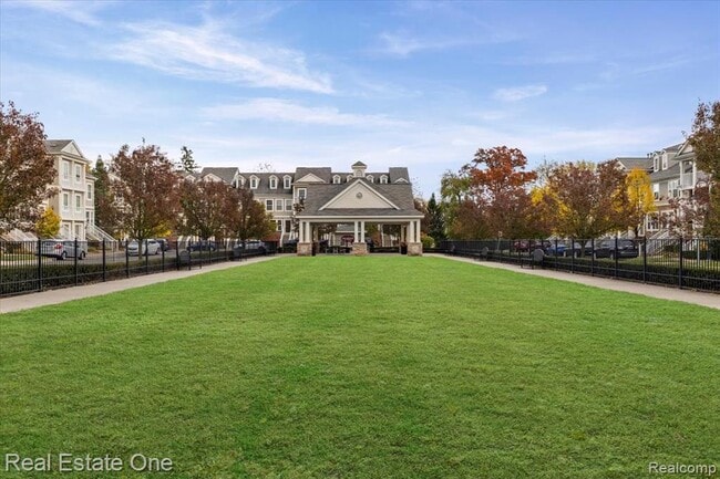 Building Photo - 1084 Faulkner