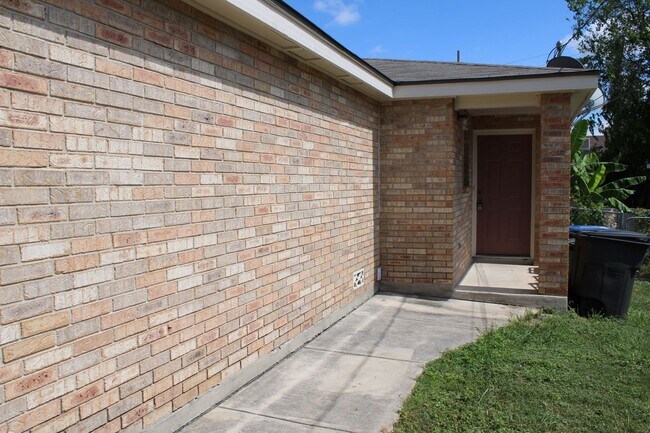 Building Photo - 12214 Maverick Bluff St
