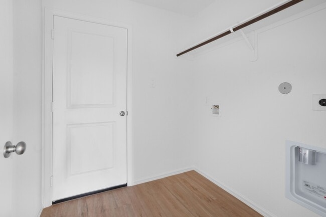 Building Photo - 17155 Quaking Aspen Ln