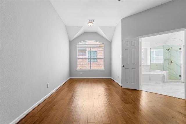 Building Photo - 1432 Hudspeth Dr