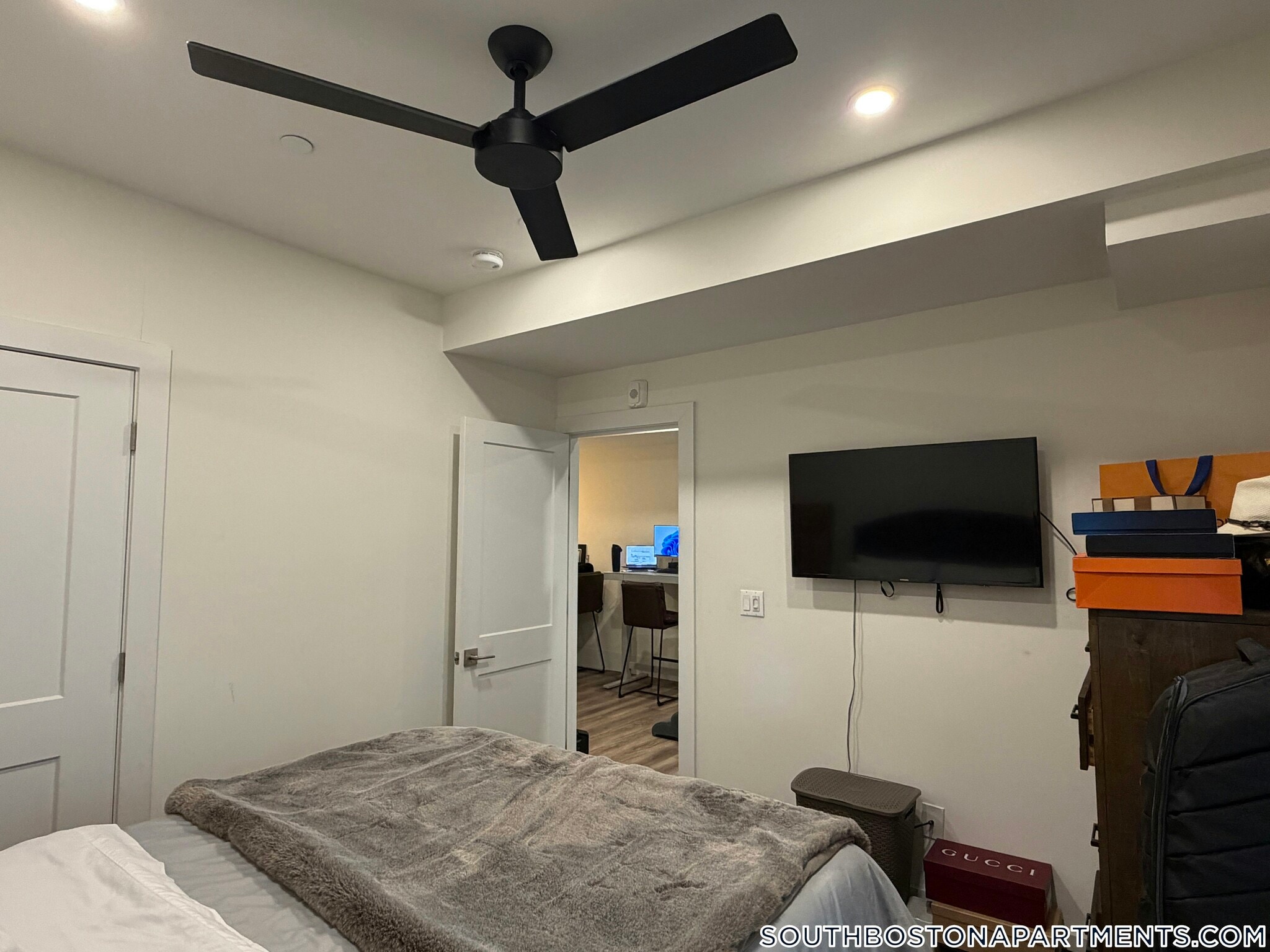 Building Photo - 9 Douglas St