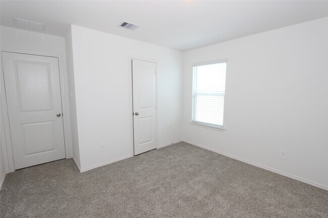 Building Photo - 2909 Bur Lndg Ln