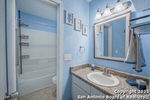 Building Photo - 6306 Fort Maddin St