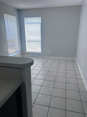 Building Photo - 2241 Chase Ct