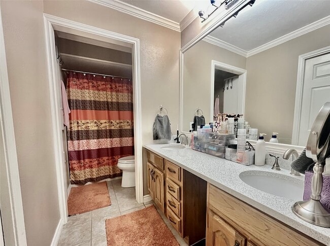 Building Photo - 15542 Earlport Cir