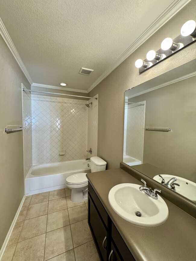 Building Photo - 25980 E Davies Dr