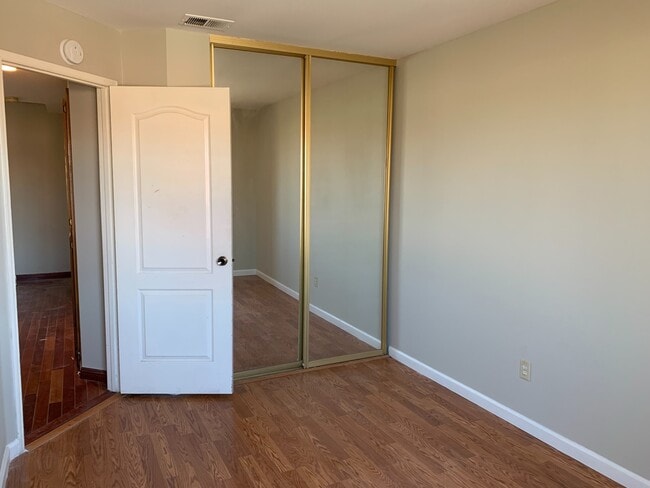 Building Photo - Beautiful Pittsburg Home