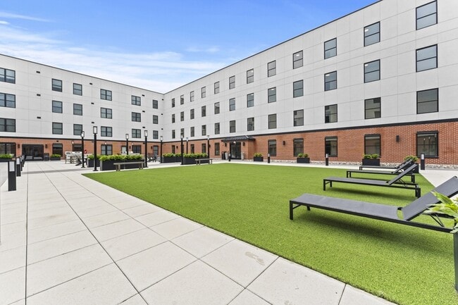 Building Photo - 416 Highland Ave