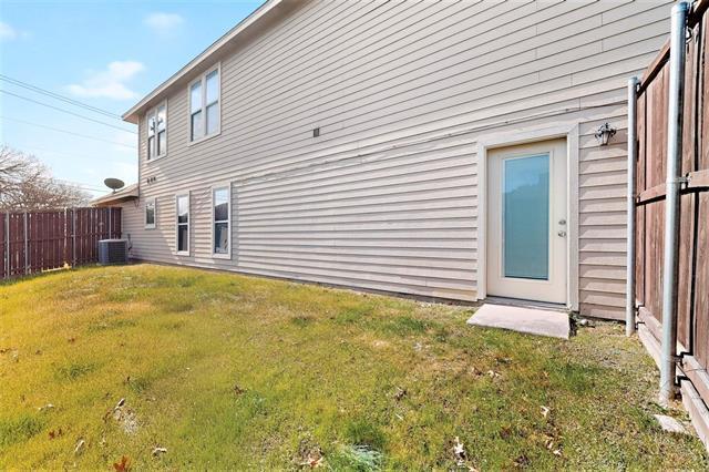 Building Photo - 4801 Birchman Ave