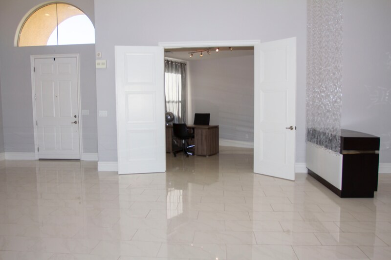 Building Photo - 7582 Corvina Ave