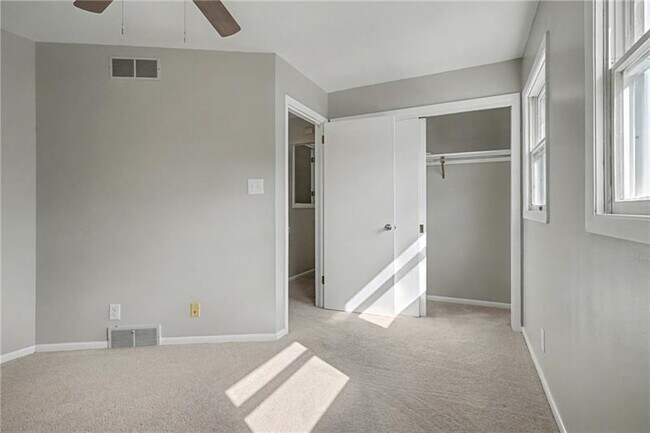 Building Photo - 841 E Lutton St