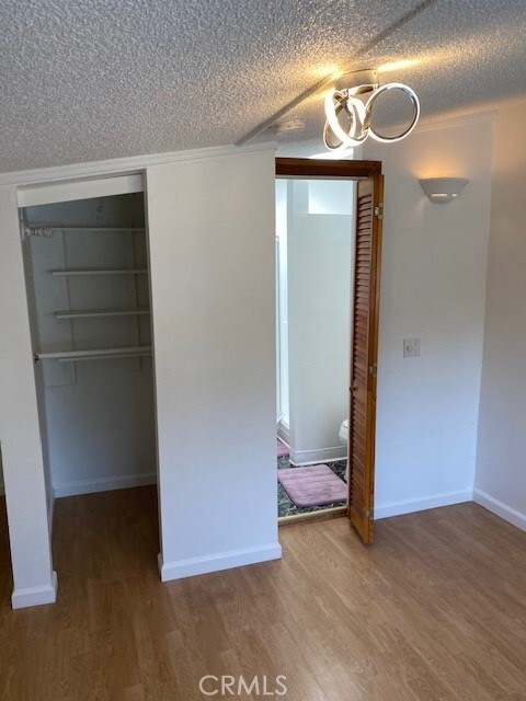 Building Photo - 1943 Vista Del Mar Ave