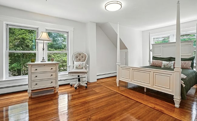 Building Photo - newly renovated 4 bdr farm house - rent to...