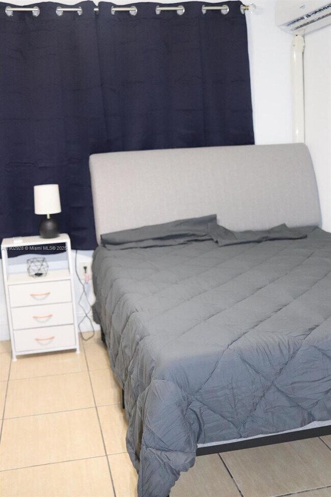 Building Photo - 20022 NW 58th Ct