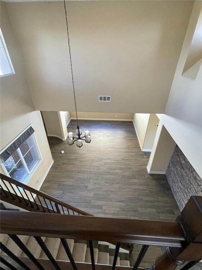 Building Photo - 32689 Cottonwood Rd