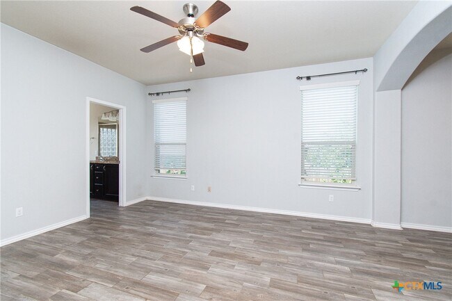 Building Photo - 3264 Vineyard Trail