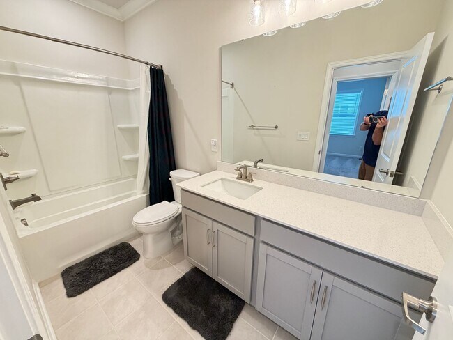 Building Photo - 1 Block from Downtown Kannapolis