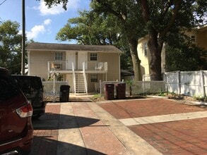 Building Photo - 1/1 Condo in College Park