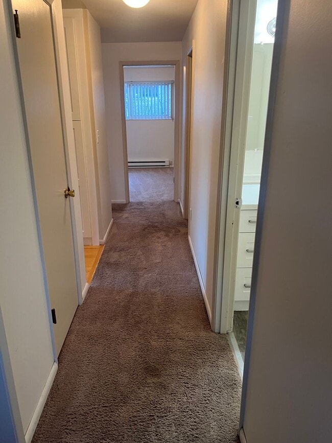 Building Photo - H134563B