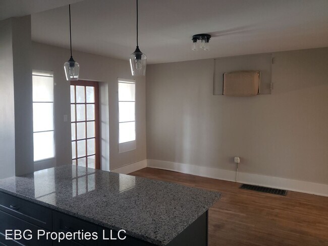 Building Photo - 3 br, 2 bath House - 209 Quincy Ave
