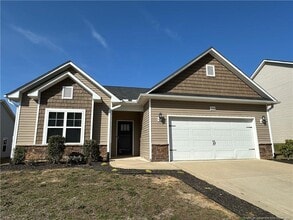 Building Photo - 2040 Stonewash Dr