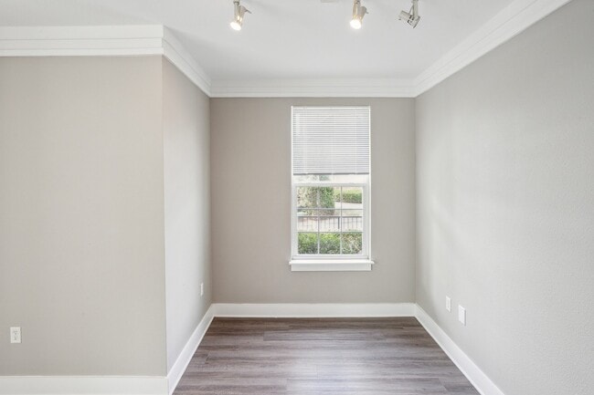 Building Photo - Province of Briarcliff