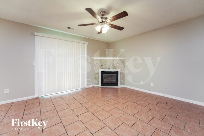 Building Photo - 255 Fieldview Ln