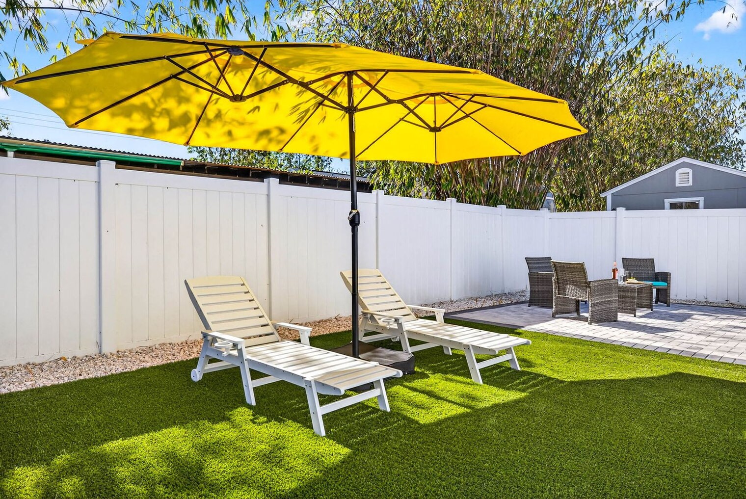 Building Photo - 310 W Warren Ave