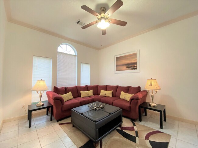 Building Photo - 6918 Springcrest Ct