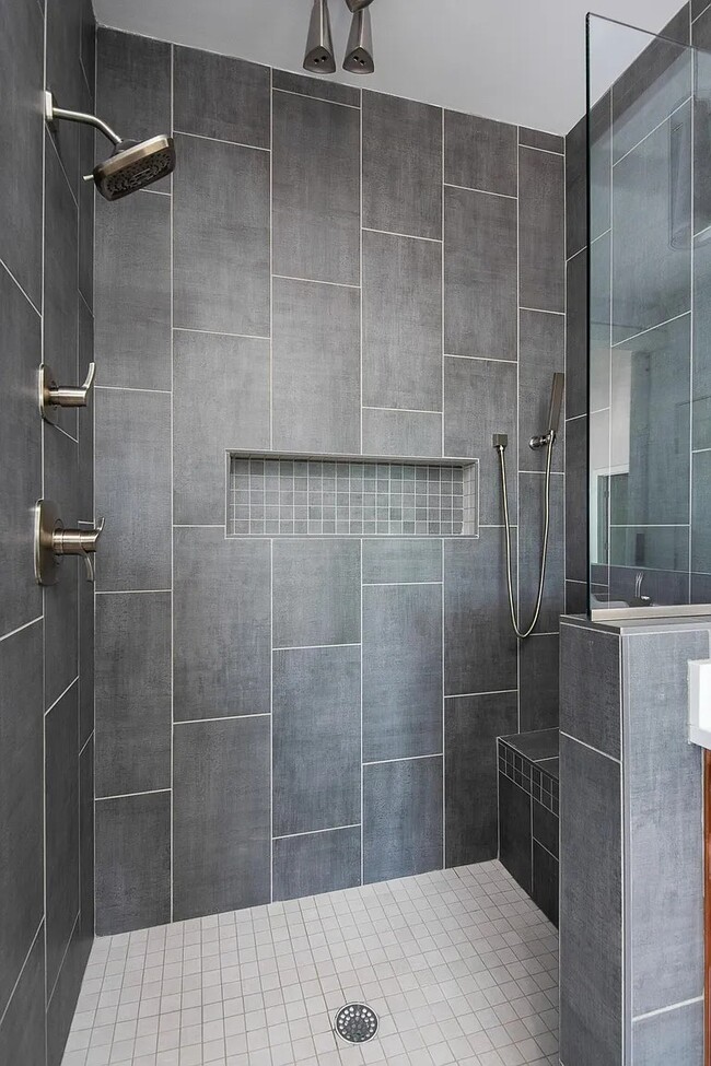 Building Photo - 100 Marshall Ct